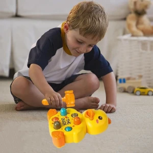 صورة لعبة المطرقة بطوط للأطفال