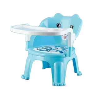 صورة كرسي أطفال بلاستيكي محمول على شكل دلو مع صينية