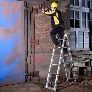 صورة سلم توسيع تلسكوبي من باور اندستريال نوع ايه متعدد الوظائف قابل للطي شديد التحمل للاستخدام الداخلي والخارجي الصناعي