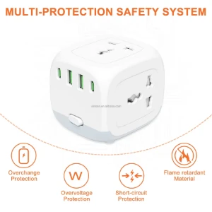 صورة مشترك كهرباء مربع متعدد الوظائف — 3 فتحات مع منفذ USB ومنفذ Type-C