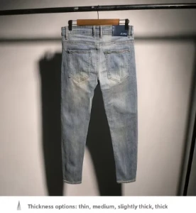 صورة بنطلون جينز رجالي – تصميم عصري