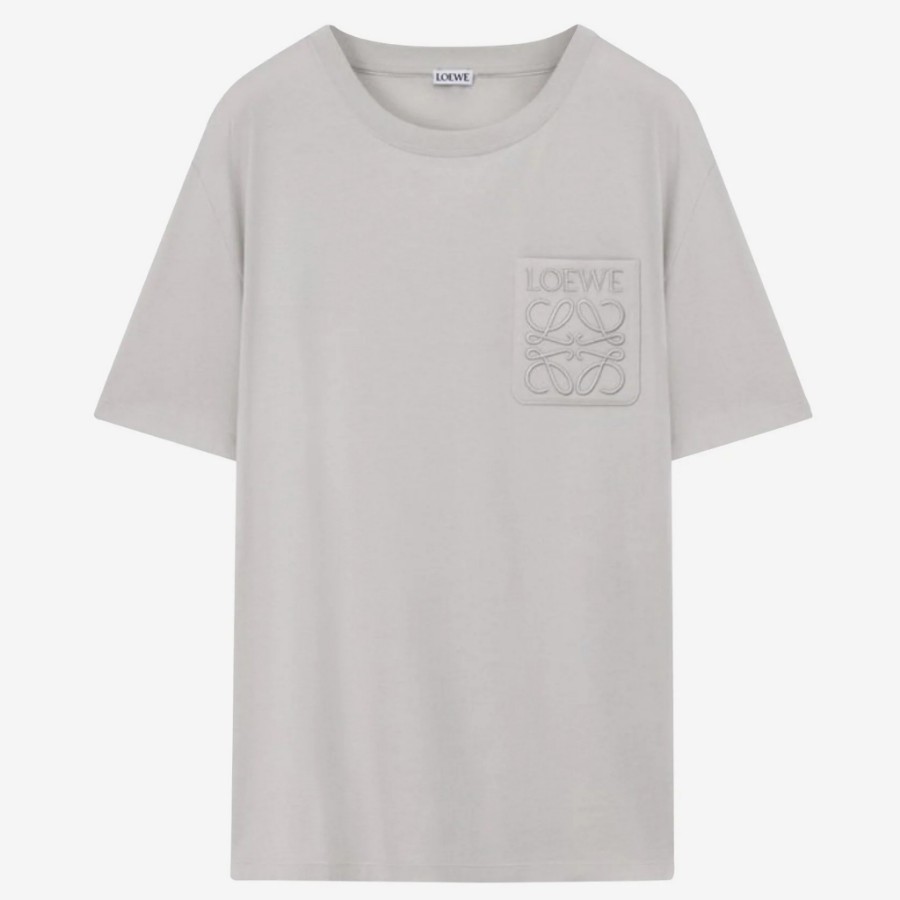 صورة تيشيرت لويفي بقصة مريحة