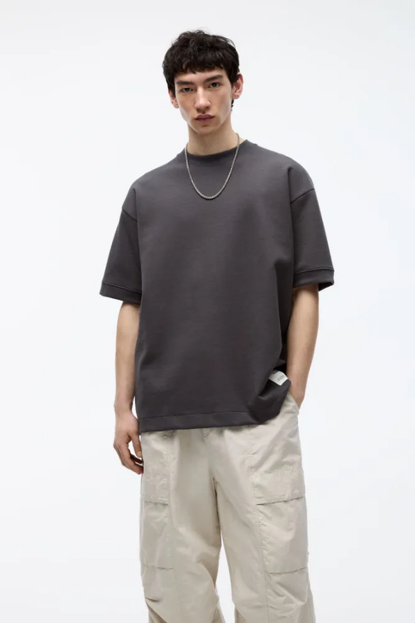 صورة 3 قطع  تيشرتات ذات قصة فضفاضة (Oversized) بتصميم بسيط ورقعة صغيرة في الأسفل