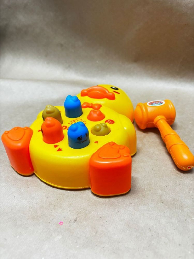 Picture of لعبة المطرقة بطوط