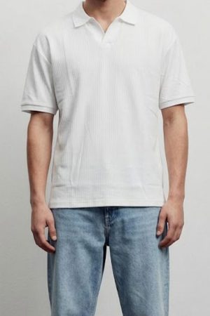 Men’s Solid Rib-Knit V-Neck Polo Shirt