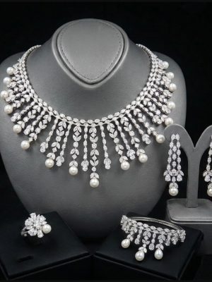 Luxury necklace set
