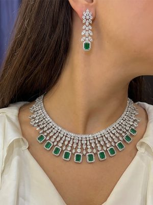 This luxurious set features simulated emeralds and diamonds.