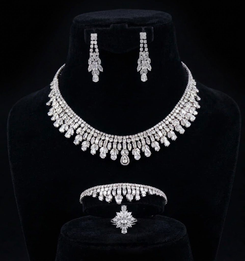 The complete 'Rites' royal set